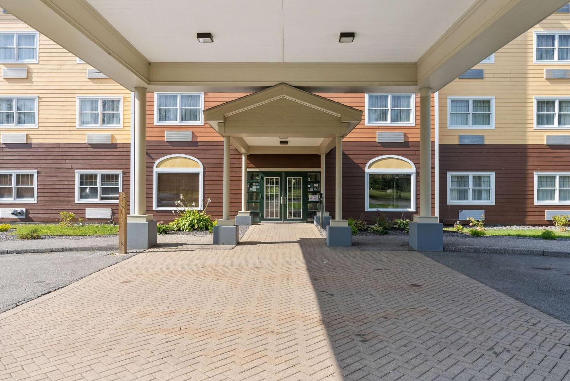 Ramada By Wyndham Saco/Old Orchard Beach Area Exterior photo